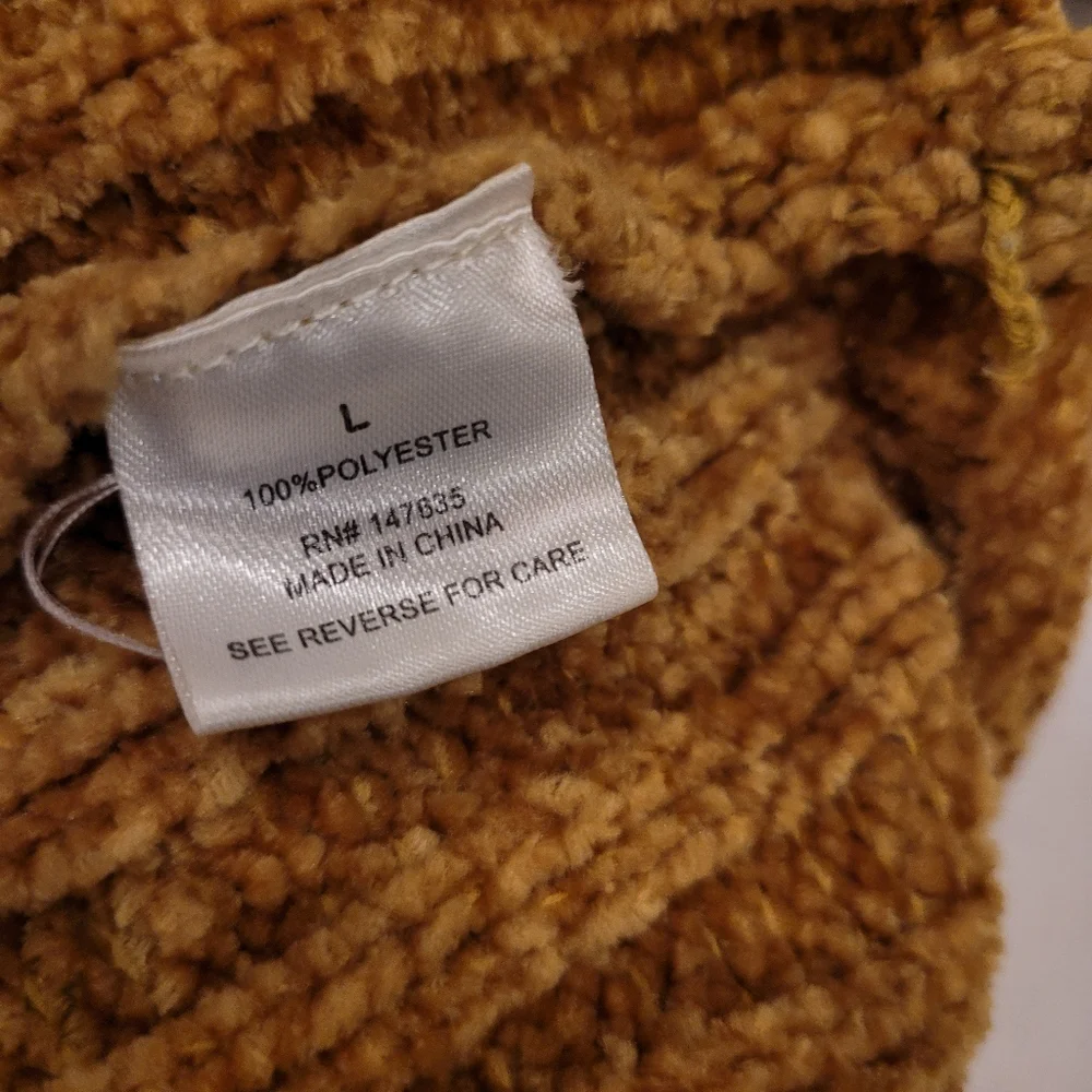 Mustard/Gold chenille hi-lo sweater - Picture 3 of 8